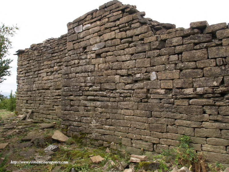 MURO NORTE. EXTERIOR DESDE EL NOROESTE